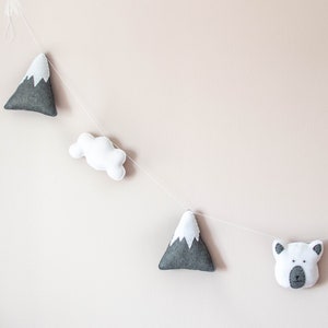 Felt garland Woodland nursery Softie mountain Mountain peaks garland Nursery mountain polar bear garland Baby shower garland Cloud garland