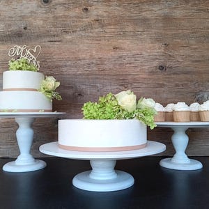 CAKE STAND SET of 3 wooden white wedding cake stands, with different heights, confectionery pastry event supplies decoration, Shabby White