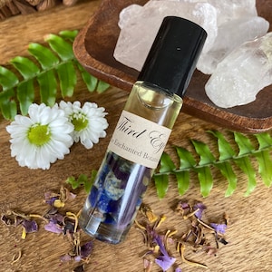 Third Eye Oil * Chakra Oil * Chakra Healing * Chakra Crystal * Intuition * Christmas Gift * Spiritual Gift * Blue Lotus * Lapis Lazuli *