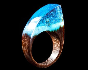 Bague en résine de bois Forêt d'hiver Bijoux en résine de bois Cadeau d'anniversaire de petite amie pour sa bague en bois pour les femmes Déclaration Glow bague Bague Nature