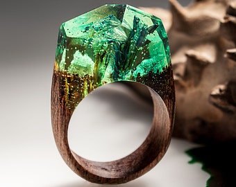 Resin Ring Flower - Nature Resin Wood Ring with Real Flowers Inside. Secret World Inside Wooden Ring with Fantastic Optical Illusion