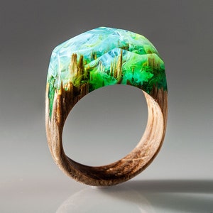 Anello in resina di legno da donna immagine 3