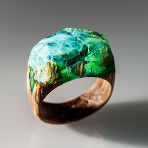 Anello in resina di legno da donna immagine 10