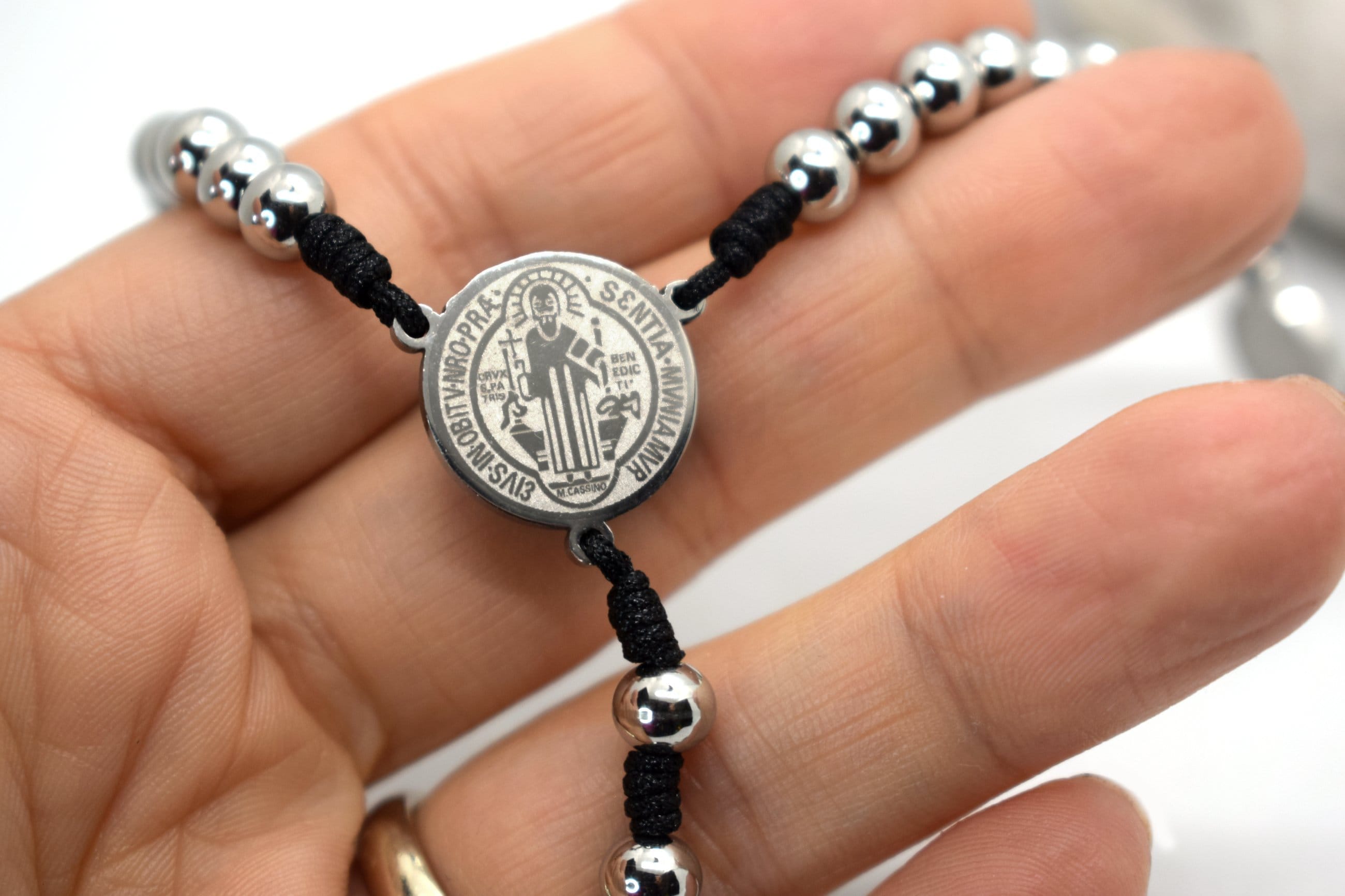 Collana Rosario di San Benedetto in Acciaio Inossidabile – San Benedetto Collections LLC