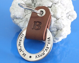 Roman numeral  Keychain,Personalized Leather Keychain ,Customised leather keychain, Personalized Date Keychain, Personalized Mens Gift