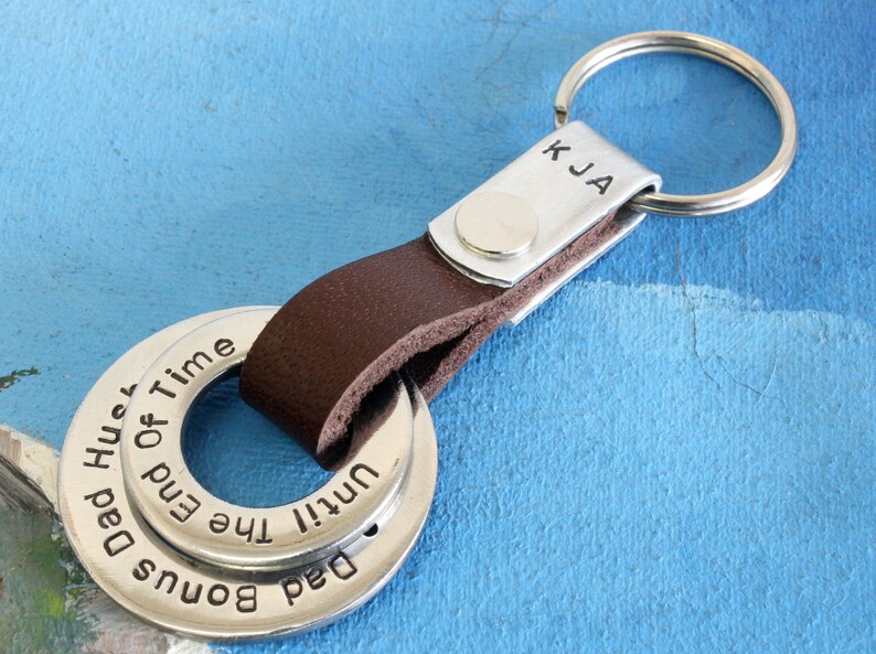 Personalized Keychain, personalized mens keychain,Personalized leather Keychain, Keychain,Personalized Gift,wedding anniversary keychain image 6