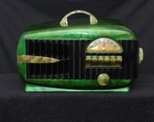 Vintage Art Deco Antique 1940s Belmont Custom Catalin Color Bakelite Tube Radio - Stunning and Working