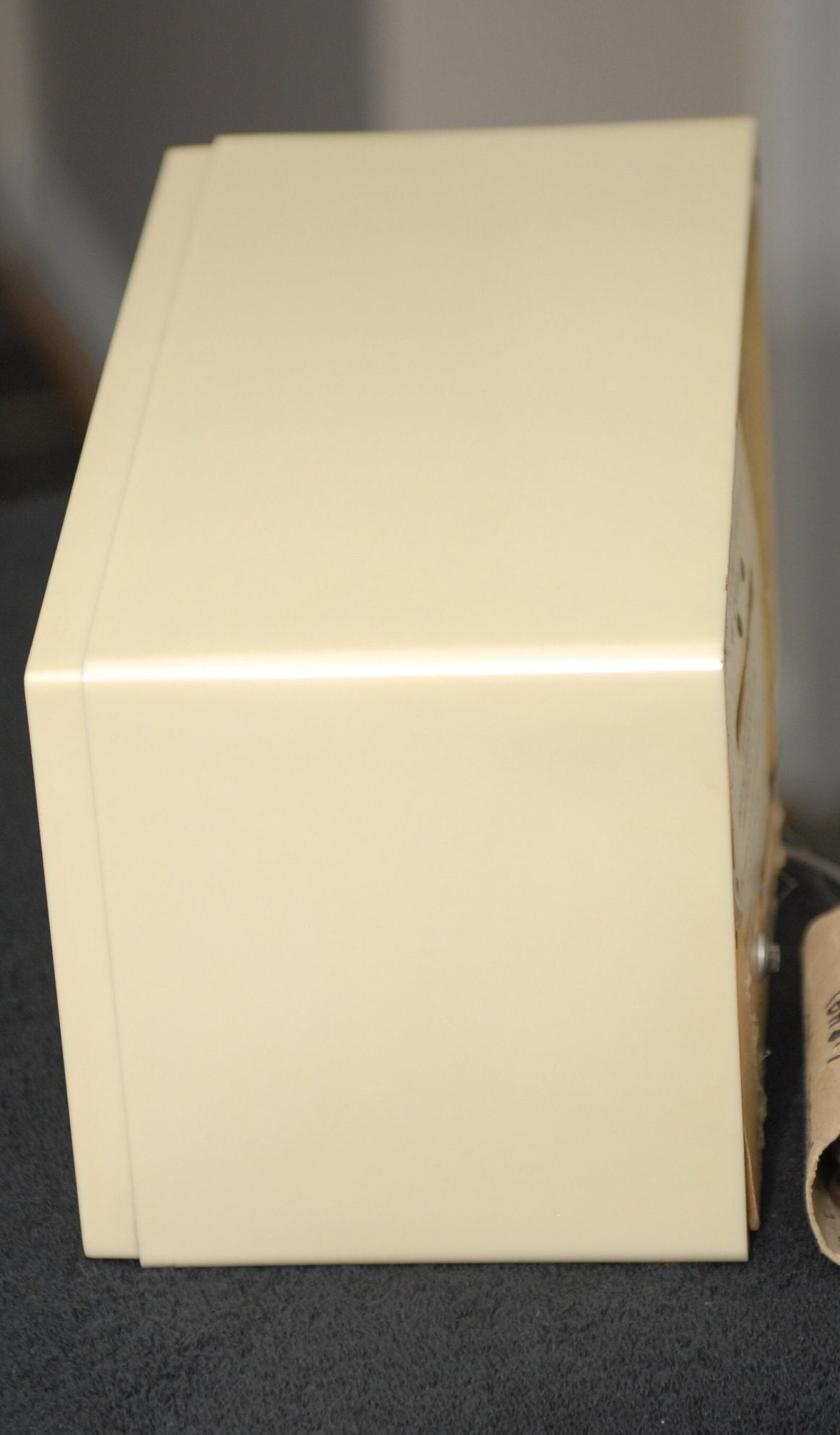 Vintage 1940s Plaskon Jewel Clock Radio Near Mint Condition and Working