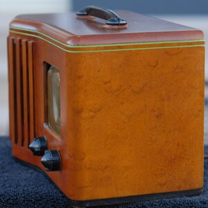 Vintage 1930s Antique Emerson Ingraham Wood Vacuum Tube Radio - Outstanding and Working bild 5