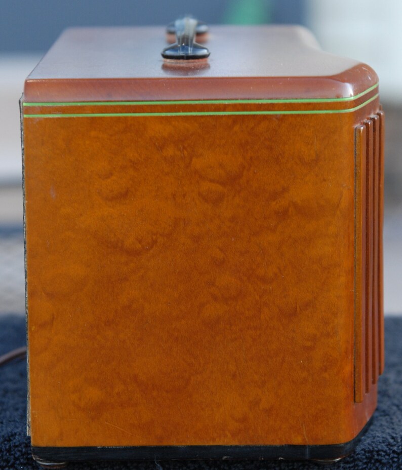 Vintage 1930s Antique Emerson Ingraham Wood Vacuum Tube Radio - Outstanding and Working bild 3