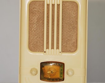 Vintage 1930s Rare Mantola Vacuum Tube Radio - Beautiful and Restored Electronics