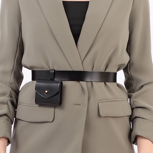 Borsa da cintura in pelle da donna, borsa nano nera, borsa da cintura da festival, custodia in pelle per Airpods, cintura in pelle nera da donna