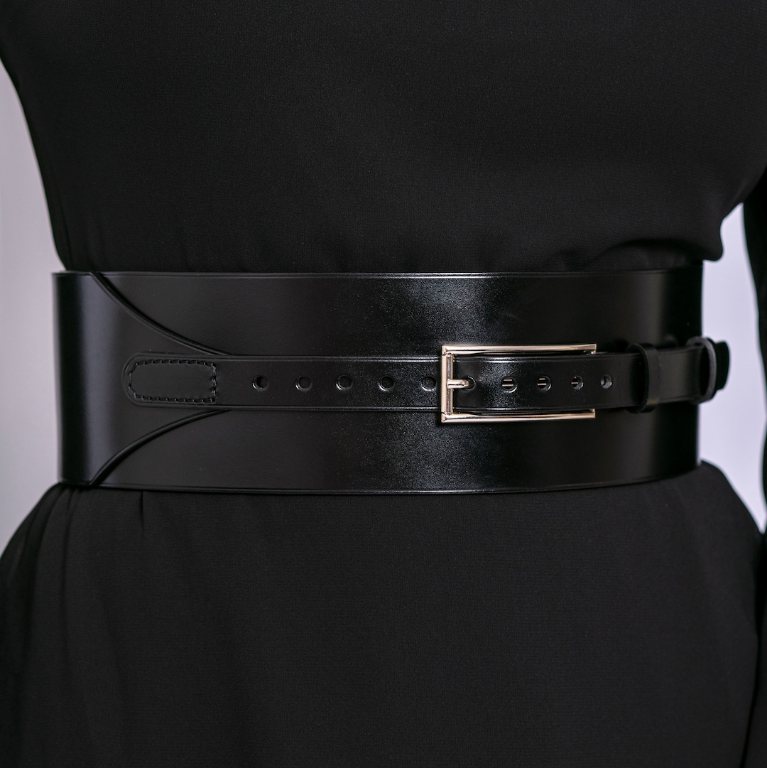 ◆LCDC◆ DOUBLE BUCKLE CORSET LEATHER BELT BLACK LCESAABT200 Wide Loop Two Horse Belt - Black | Levi's® US