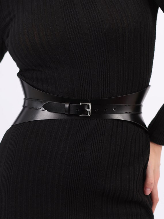 wide black corset belt