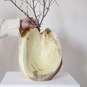 Organic shaped wooden vase, Sculptural wooden vase, Nordic design vase, Wood gift for new home, Home design gift, Gift for her
