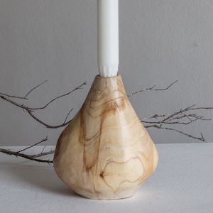 Kleine Bud Vaas of Kaarsenhouder, Vaas in Scandinavische stijl, Handgemaakte Kaarsenhouder, Houten Bud Vaas, Kandelaarhouder