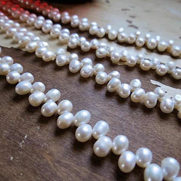 95 PEARLS Fresh Water Top Side Drilled 6.5 x 5.5 mm Natural Rice-Barrel, 16 Inch strand, Jewelry Beading Craft Supplies USA seller