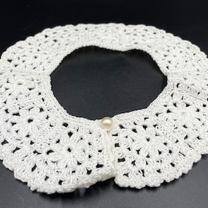 Crochet Collar / Vintage Woman&#39;s Handmade White Lace Collar / Ruth Bader Ginsburg Style Collar
