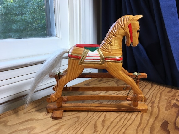 gliding horse toy