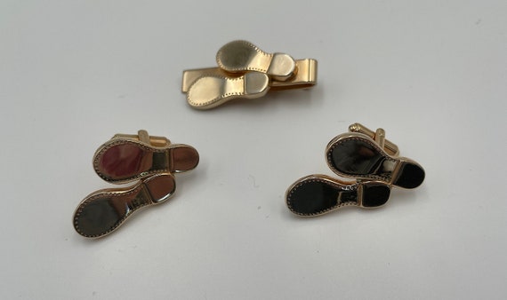 Shoe Soles Tie Clip and Cufflinks Set / Gold-tone… - image 1