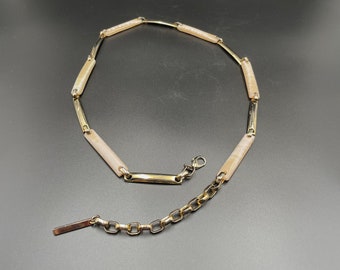 Vintage Liz Claiborne Chain Belt: Gold Tone & Wood  display picture 2