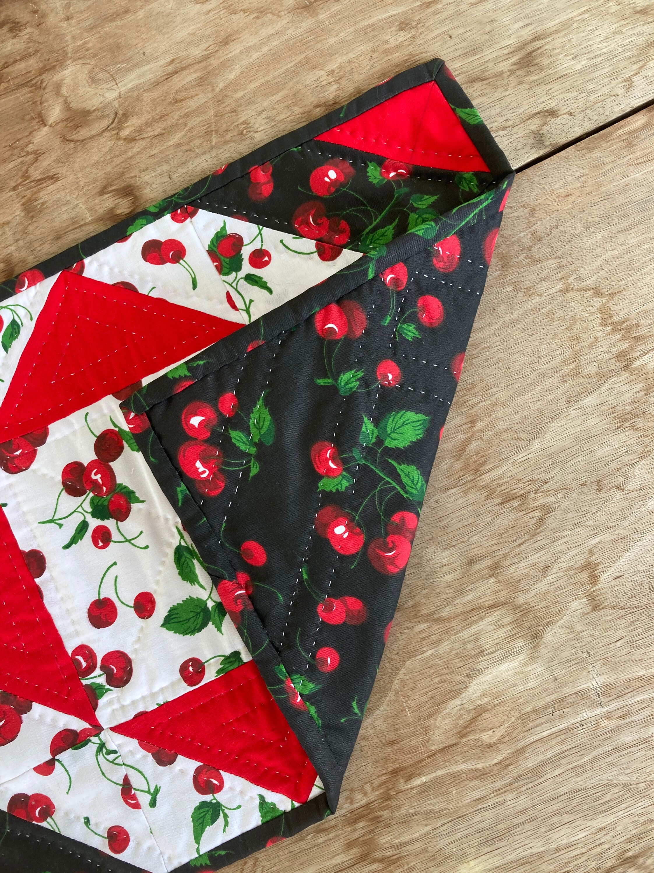 Cherry Placemats / Quilted Placemats / Black and Red Placemats Etsy