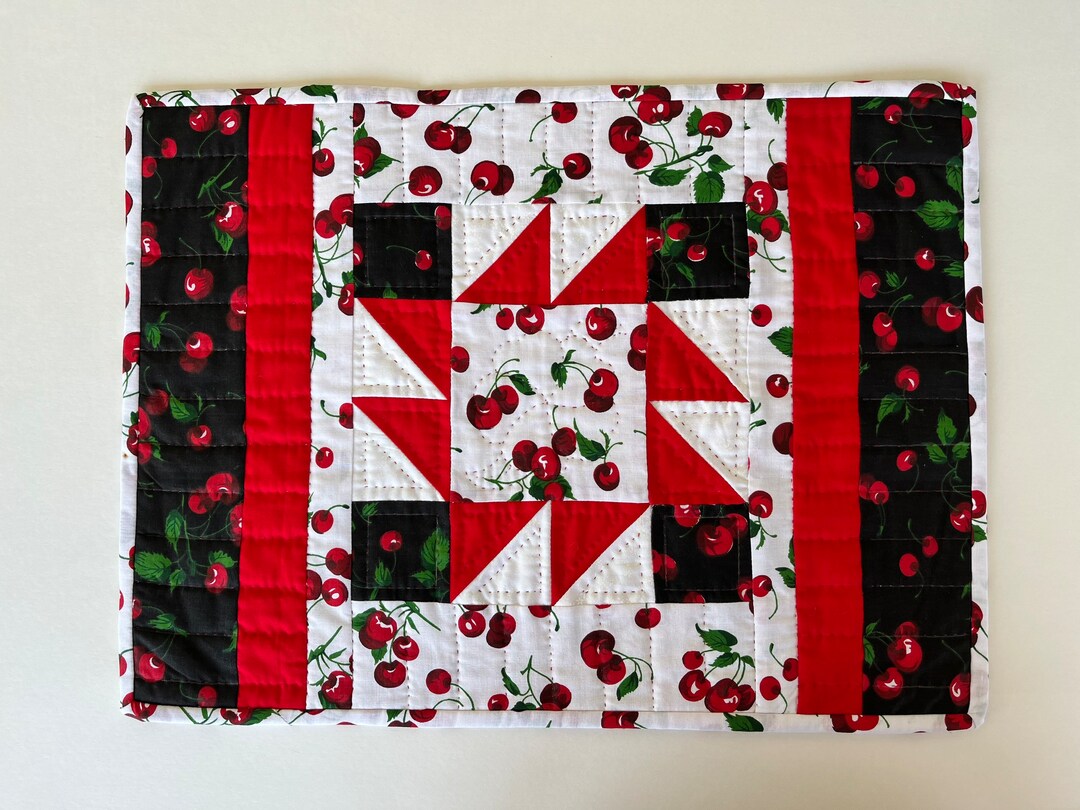 Cherry Placemats / Hand Quilted Placemats / Summer Placemats / Quilted