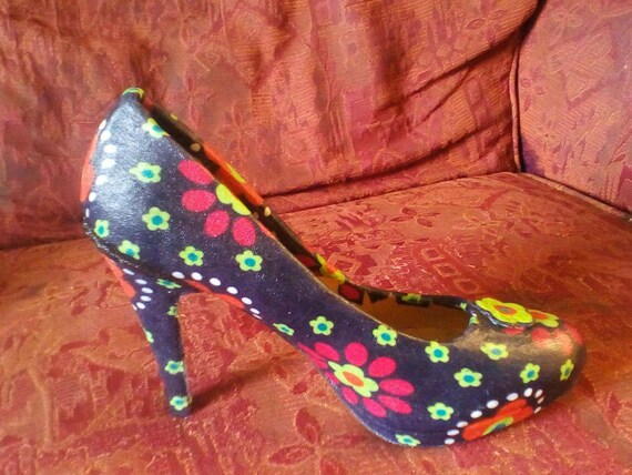 blue patterned heels