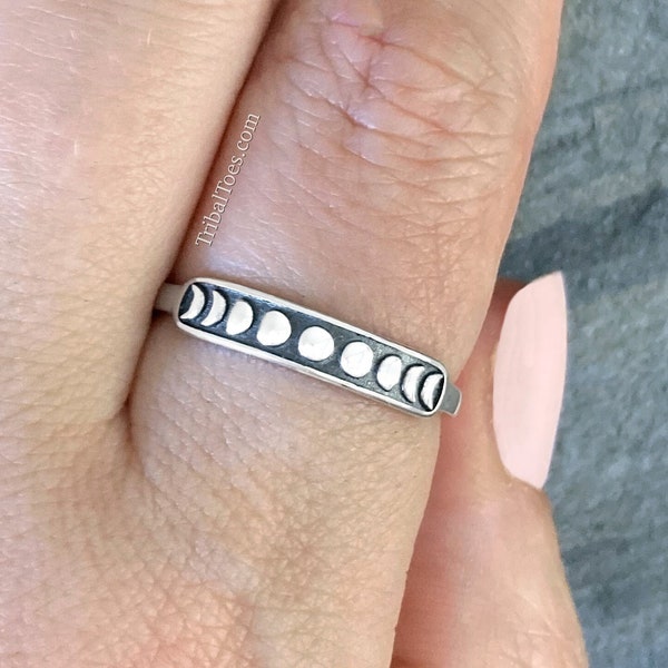 Moon Phases Sterling Silver Ring | Moon Ring | Pinky Ring