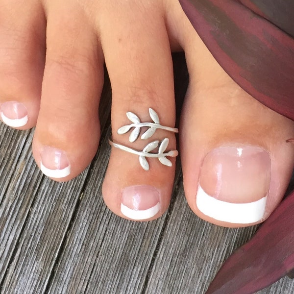 Leaf Wrap Bypass Toe Ring | Adjustable Ring | Sterling Silver Toe Ring for Woman | Floral Leaf Midi Ring | Botanical Vine Olive Branch