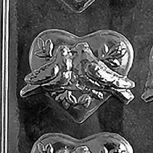 V016 Valentine&#39;s Day Heart with Doves Chocolate Candy  Mold