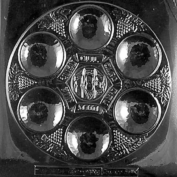 R300 Seder Plate Chocolate Candy Mold