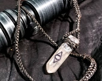Custom Engraved Thieves Guild Crystal Necklace - Star Wars Kyber & Elder Scrolls Soul Gem Mashup