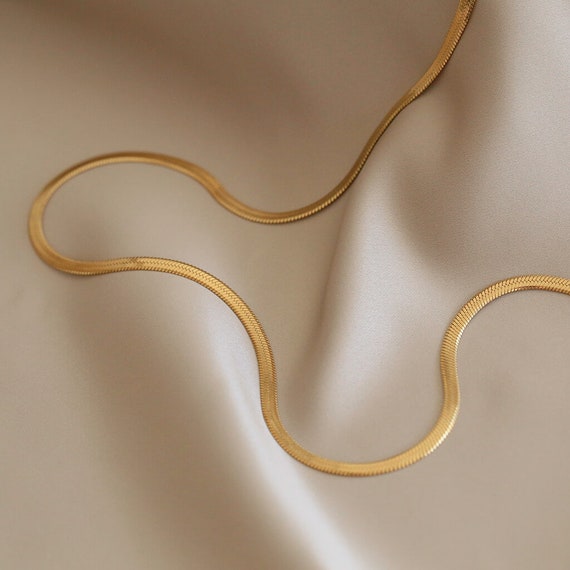 Herringbone Snake Chain Necklace 14K 