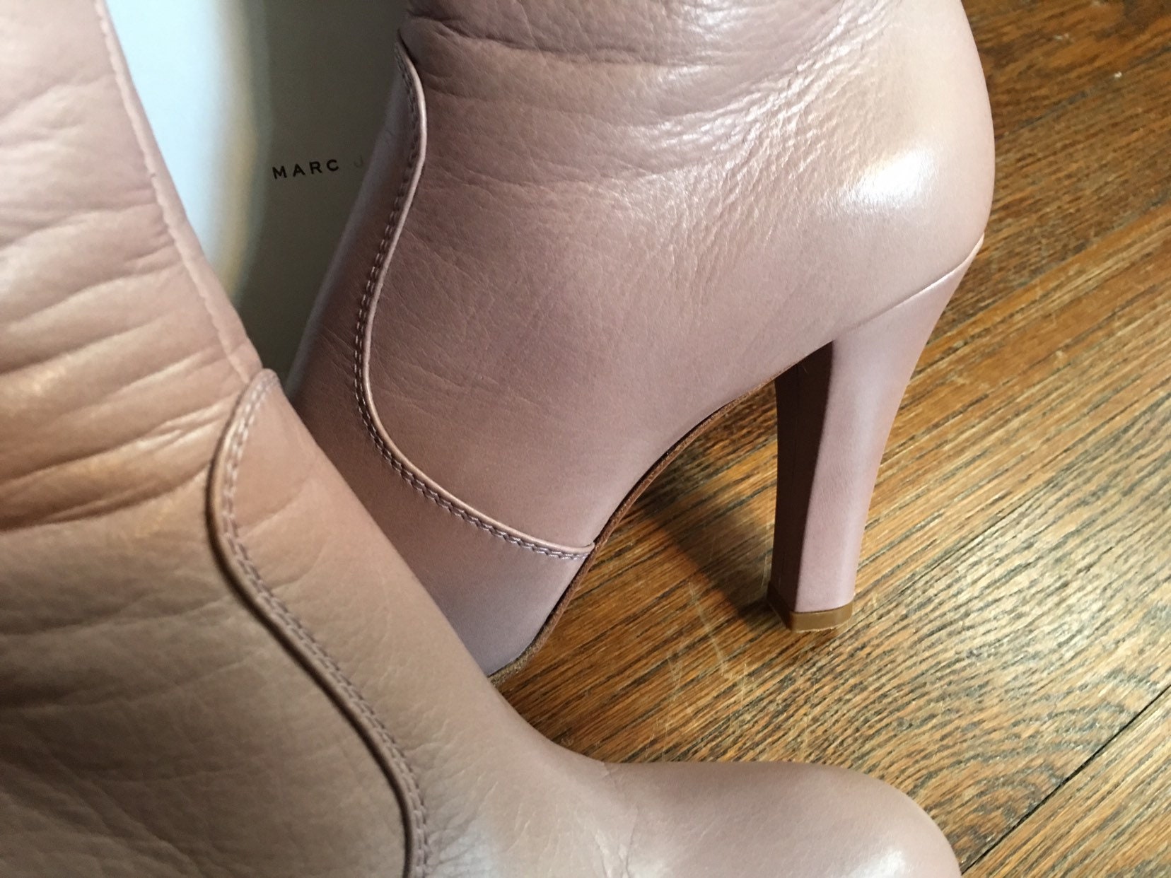 marc jacobs pink boots