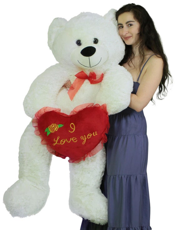 giant teddy bear valentines day