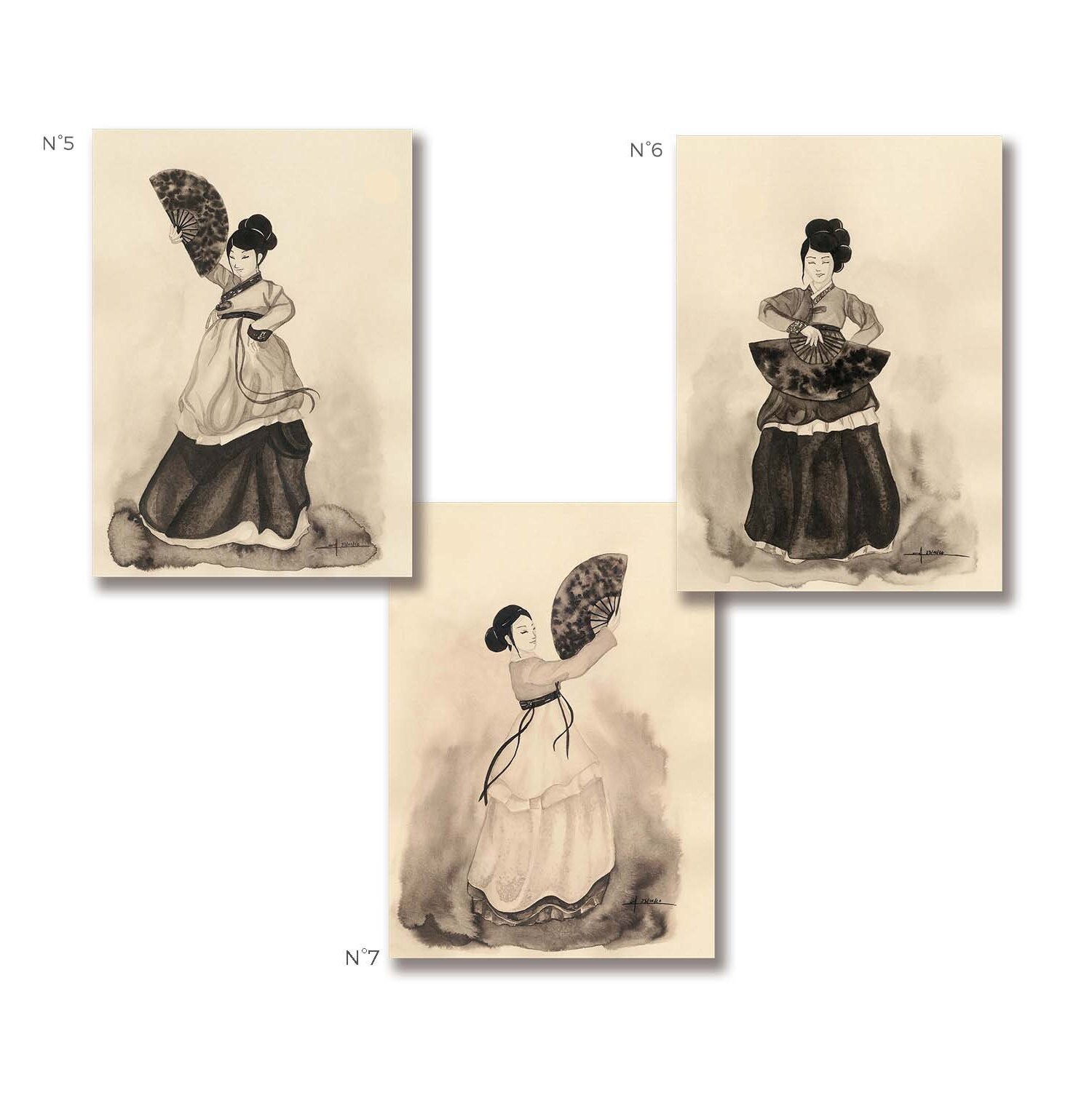 Trio de Danseuses Coréennes en Tenue Traditionnelle