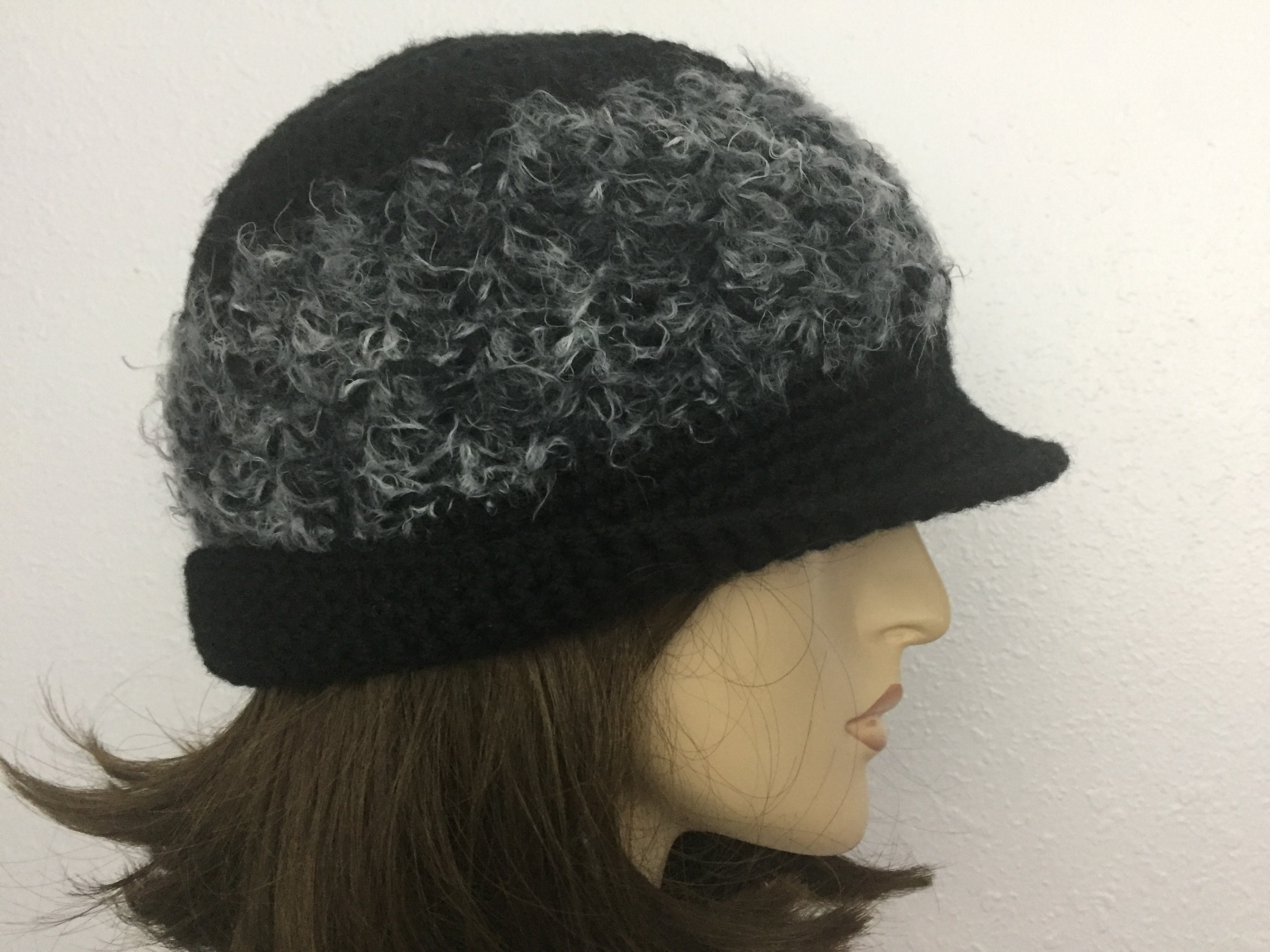 Stylish Black and Gray Women\'s Crochet Hat Women Girls Cat Ear Beanie Striped Crochet Hat Vintage Cable  main image 4