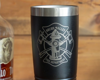 Kubek podróżny Fire Department 20 oz. - Prezent dla ukochanej osoby, strażaka - Spersonalizowany - Chroń i służ - Grawerowany napisem „Straż Pożarna”