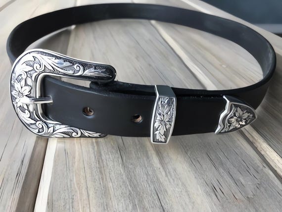 Leather Western Belt With Antique Silver Floral Buckle Set  display picture 3