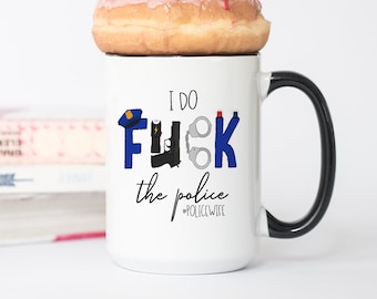 Taza de café de esposa de policía / Regalo de policía / Vaso de línea azul delgada / Regalo de esposa de policía / Taza de recién casado / Regalo de recién casado / Futura Sra. Tumbler