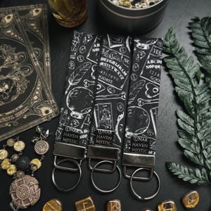Divination Witchy Keychain