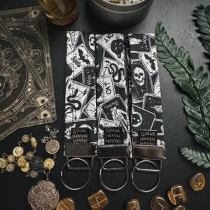 Tarot Card Witchy Keychain