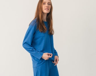 Conjunto de pijama de lana merino para mujer, Pijama de manga larga en color azul, Conjunto térmico suave y acogedor, Regalo minimalista para mujer - Top GRETA, Pantalón EVA