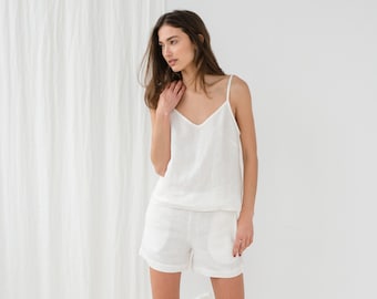 Ensemble de pyjama en lin blanc/ Haut à col en v en lin/ Haut en lin sans manches/ Short de nuit en lin/ Pyjama de mariage / Haut cami TILDA et short ELLA