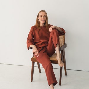 Linen pajamas women - Two piece pajama set - Matching loungewear - Sleepwear - Indoor outdoor linen set for her - CHLOE top and EVA pants