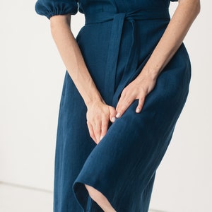 V Ausschnitt Leinen Wickelkleid für Frauen Midi Kleid Marineblau mit Gürtel und Tasche Leinen Sommerkleid ANNA Wickelkleid Bild 3