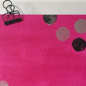 Gutscheinverpackung inkl. Karte & Klammer - Punkte, pink, schwarz, silber - Format 20 x 20cm