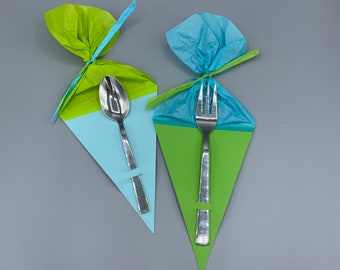 32 Stück - Tischdeko - Besteckhalter zur Einschulung - Schulanfang - blau-grün