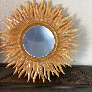 Handgemaakte zonnestraalspiegel van 10 inch in alle lichtere gouden kleuren